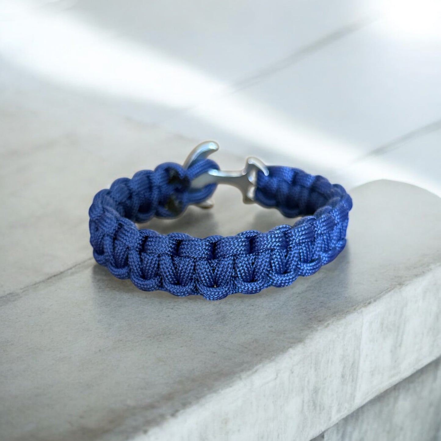 Bracelet en paracorde bleu marine