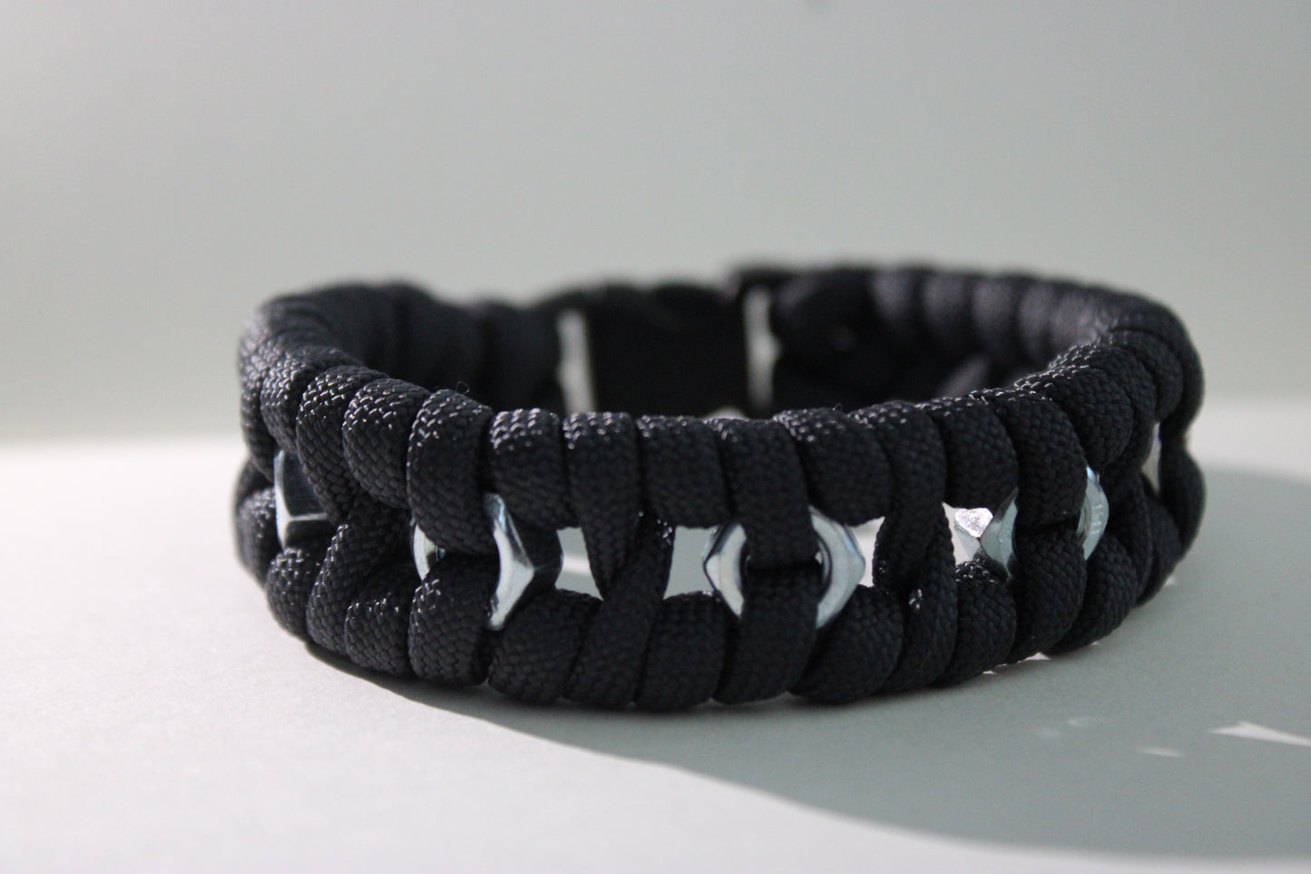 Bracelet spécial "ingénieur"