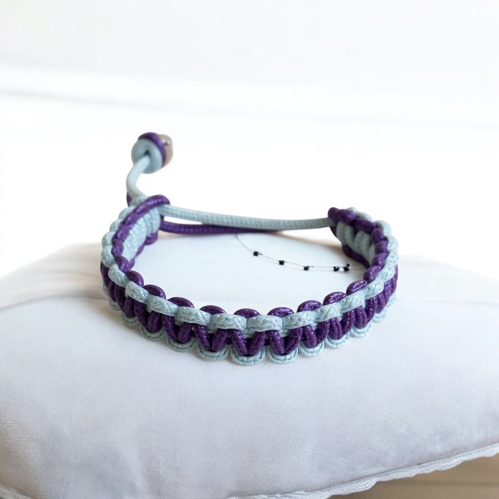 Bracelet en paracorde fin violet et blanc