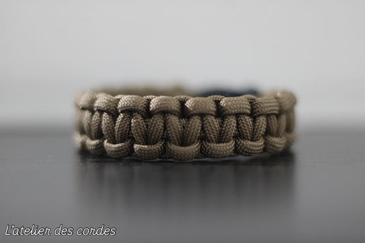 Bracelet en paracorde vert foncé