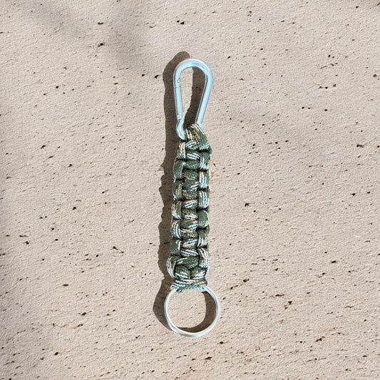 Porte-clés en paracorde vert militaire