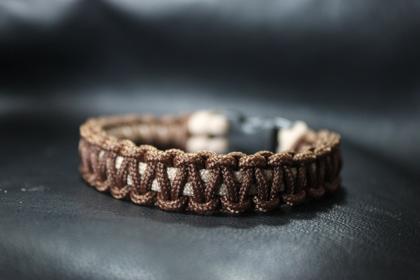Bracelet en paracorde fin beige et Marron